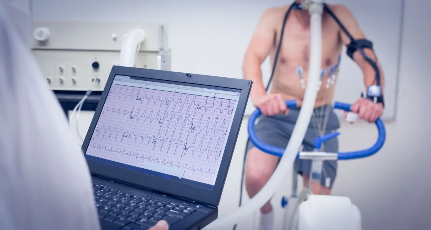 Belastungs-EKG während eines kardiologischen Check-ups